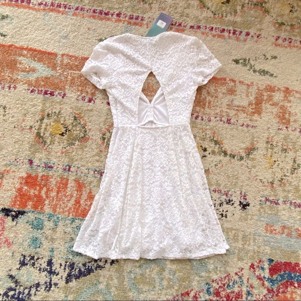 Show Me Your MuMu Ibiza White Lace Mini Dress - Picture 5 of 15